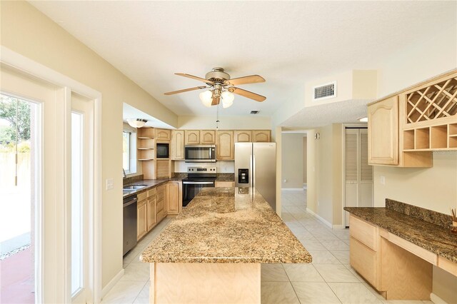 3103 Taragrove Dr, Tampa, FL 33618 - photo 45