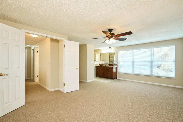 3103 Taragrove Dr, Tampa, FL 33618 - photo 51