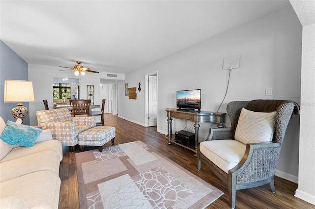 1901 Oyster Catcher Ln Unit 823, Clearwater, FL 33762 - living room with baseboards, visible vents, wood finished floors, and ceiling fan