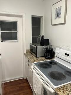 1190 Grove St, Clearwater, FL 33755 - photo 14