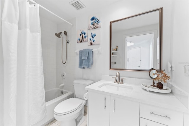 4750 Dolphin Cay Ln S Unit 209, Saint Petersburg, FL 33711 - full bath with vanity and shower / tub combo