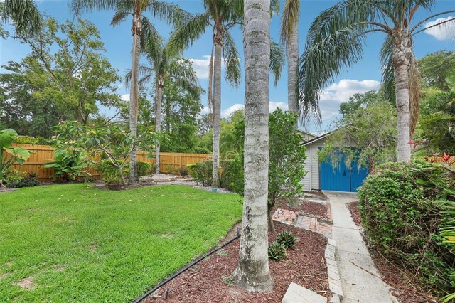 515 Frank Lloyd Wright Way, Lakeland, FL 33803 - view of yard