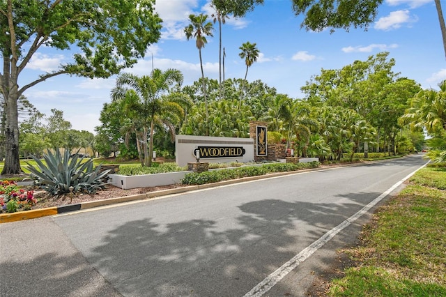 1187 Mistwood Dr, Tarpon Springs, FL 34688 - view of community sign