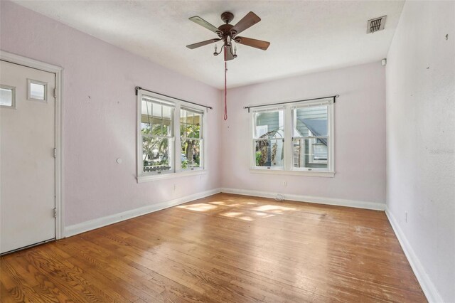 933 E Shadowlawn Ave, Tampa, FL 33603 - photo 5