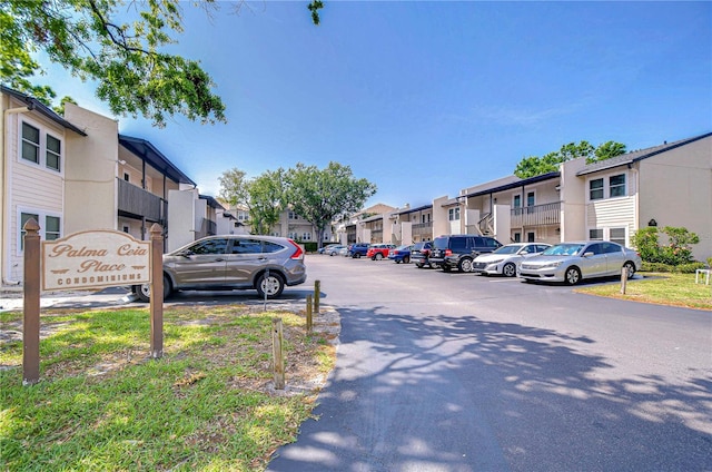 527 S Lincoln Ave Unit A108, Tampa, FL 33609 - view of road featuring a residential view