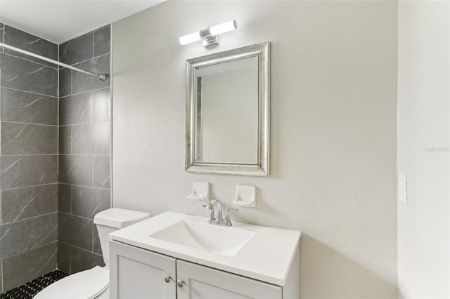 7711 Amherst St Unit A & B, Tampa, FL 33625 - full bath featuring vanity, toilet, and tiled shower