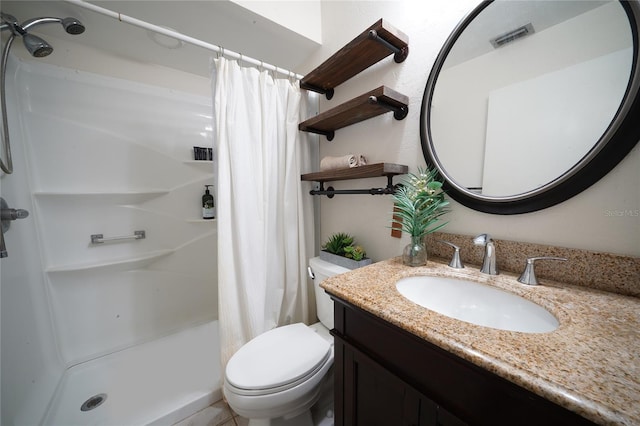 7360 Ulmerton Rd Unit 29B, Largo, FL 33771 - full bath featuring a shower with curtain and vanity