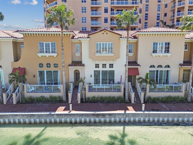 525 Mandalay Ave Unit 33, Clearwater Beach, FL 33767 - photo 2