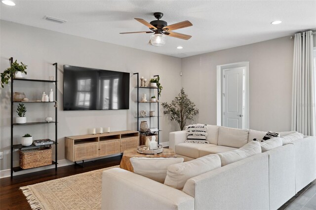 2904 W Averill Ave, Tampa, FL 33611 - photo 11