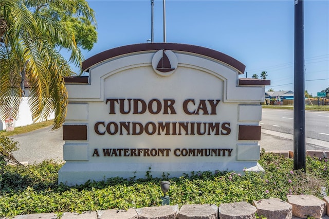 9105 W Hillsborough Ave Unit I102, Tampa, FL 33615 - view of community / neighborhood sign