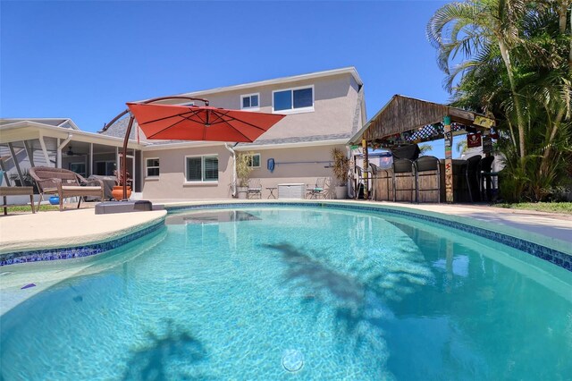 8326 Archwood Cir, Tampa, FL 33615 - view of pool featuring fence, a patio area, and a fenced in pool