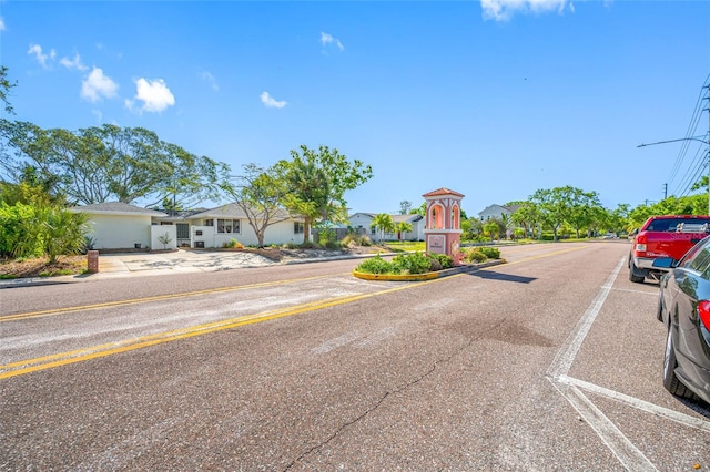 2827 1st St NE, Saint Petersburg, FL 33704 - view of street featuring street lights and curbs