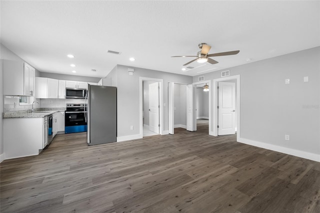 1030 11th Ave S, Saint Petersburg, FL 33705 - photo 40