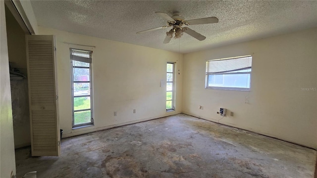 704 Lemonwood Dr, Oldsmar, FL 34677 - photo 23