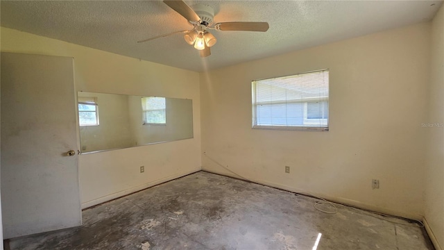 704 Lemonwood Dr, Oldsmar, FL 34677 - photo 26