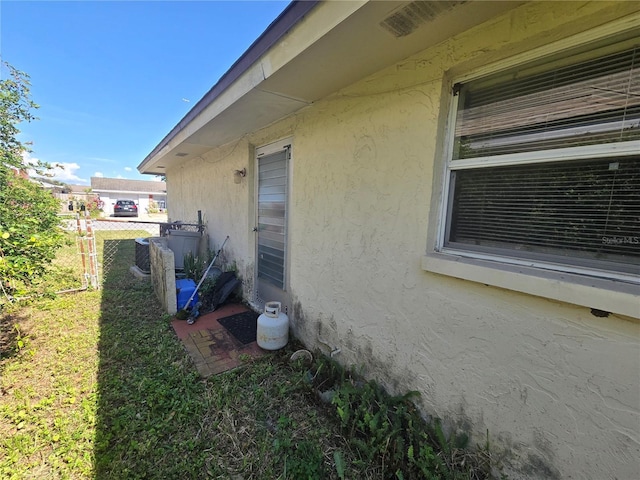 704 Lemonwood Dr, Oldsmar, FL 34677 - photo 30