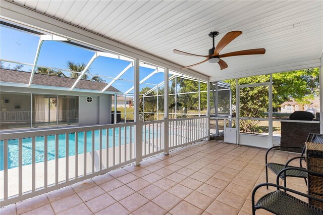 2449 Running Oak Ct, Spring Hill, FL 34608 - photo 30