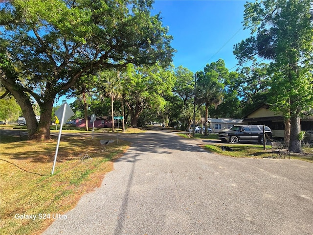 851 Easy St, Brooksville, FL 34601 - view of street with traffic signs