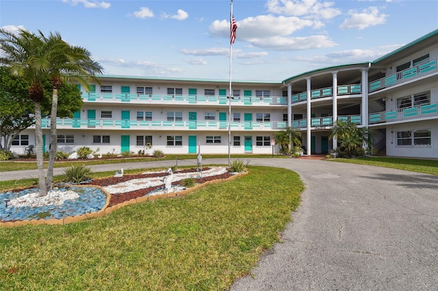 1900 59th Ave N Unit 108, Saint Petersburg, FL 33714 - photo 2
