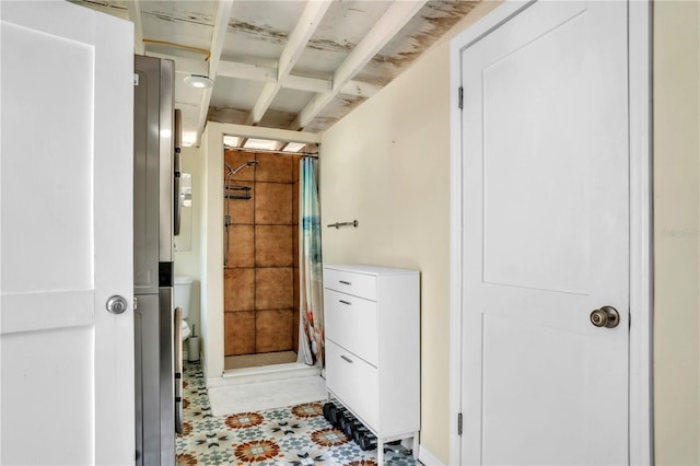 full bathroom featuring a shower stall