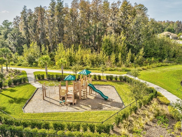 11248 Juglans Dr, Odessa, FL 33556 - communal playground with a lawn