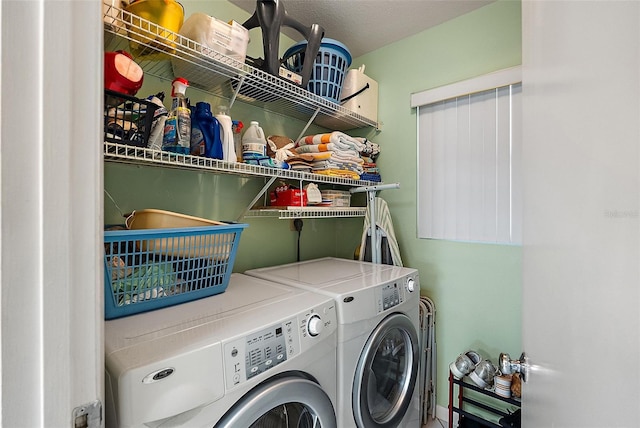 6021 Bahia Del Mar Cir Unit 137, Saint Petersburg, FL 33715 - laundry area featuring laundry area and washer and clothes dryer