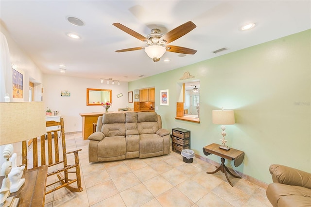 700 16th St NW, Largo, FL 33770 - living area featuring a ceiling fan, visible vents, recessed lighting, and light tile patterned flooring