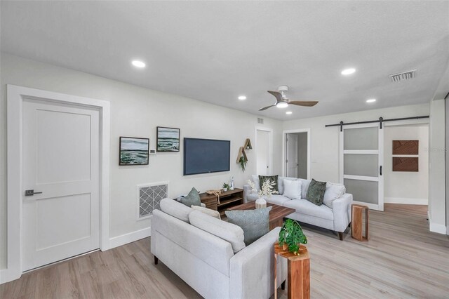 5833 Dartmouth Ave N, Saint Petersburg, FL 33710 - photo 4