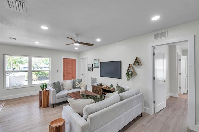 5833 Dartmouth Ave N, Saint Petersburg, FL 33710 - photo 5