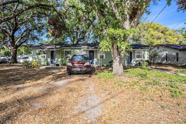 15424 Waverly St, Clearwater, FL 33760 - photo 1