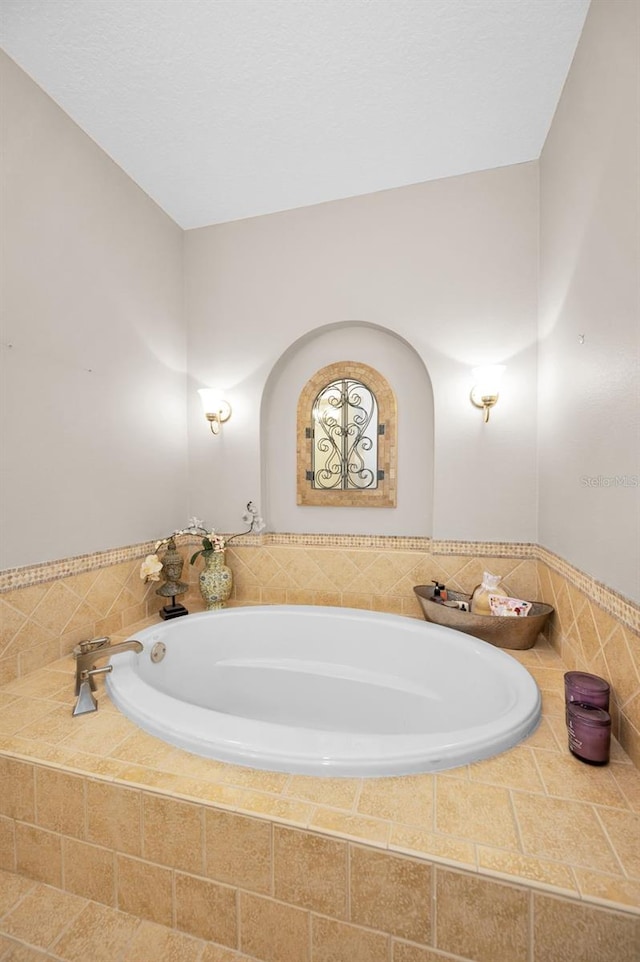 47 W Morgan St, Tarpon Springs, FL 34689 - full bath with a bath