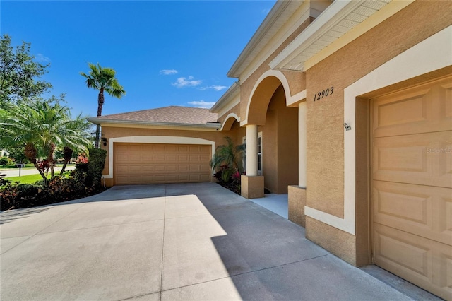 exterior space featuring driveway
