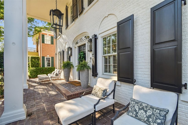 3313 W Mullen Ave, Tampa, FL 33609 - view of patio
