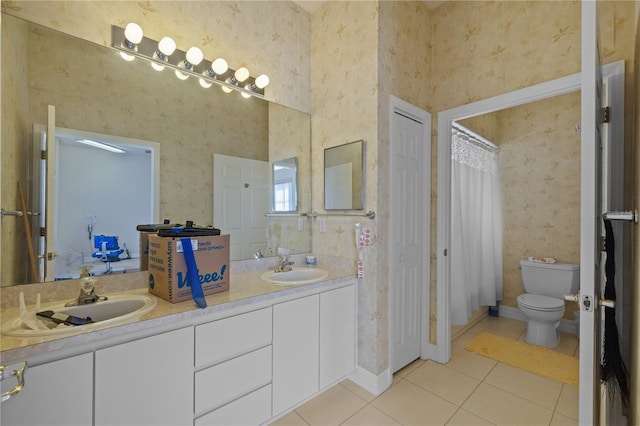 13750 Dowling Ln, Odessa, FL 33556 - bathroom featuring wallpapered walls, tile patterned flooring, toilet, double vanity, and curtained shower