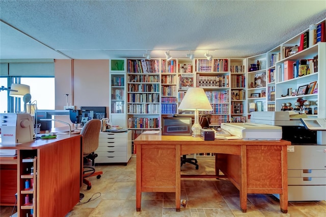 80 Rogers St Unit 2A, Clearwater, FL 33756 - office space featuring a textured ceiling