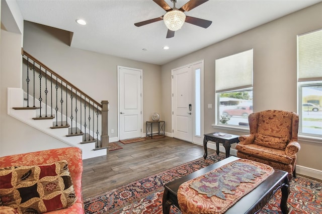 4007 W Gray St, Tampa, FL 33609 - foyer entrance featuring ceiling fan, baseboards, wood finished floors, and recessed lighting