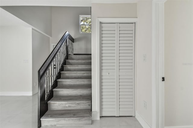 7210 8th Ave N, Saint Petersburg, FL 33710 - stairs featuring baseboards