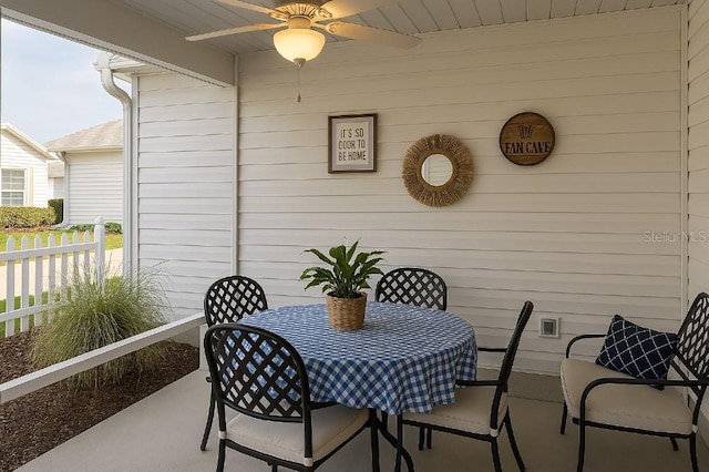 3533 Roanoke St, The Villages, FL 32162 - view of patio with ceiling fan and fence