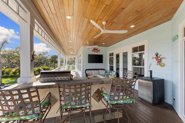 450 Bayshore Dr, Terra Ceia, FL 34250 - view of patio with a grill, a ceiling fan, and outdoor wet bar