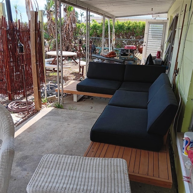 439 129th Ave E, Madeira Beach, FL 33708