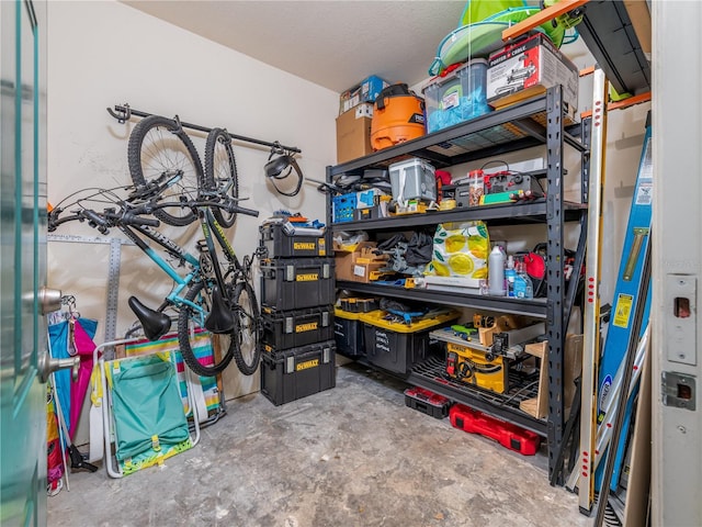 2709 Via Cipriani Unit 522B, Clearwater, FL 33764 - view of storage room