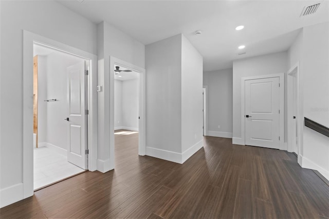 806 W Adalee St, Tampa, FL 33603 - unfurnished living room featuring wood finished floors, recessed lighting, and baseboards