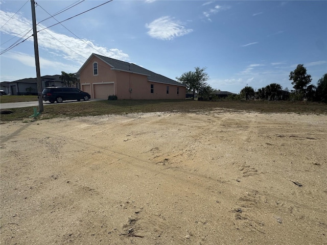 332 NE 9th St, Cape Coral, FL 33909