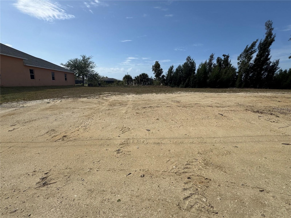 332 NE 9th St, Cape Coral, FL 33909