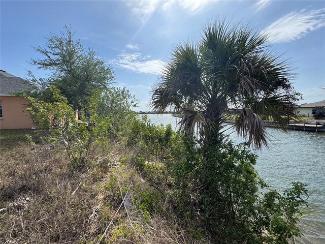 332 NE 9th St, Cape Coral, FL 33909