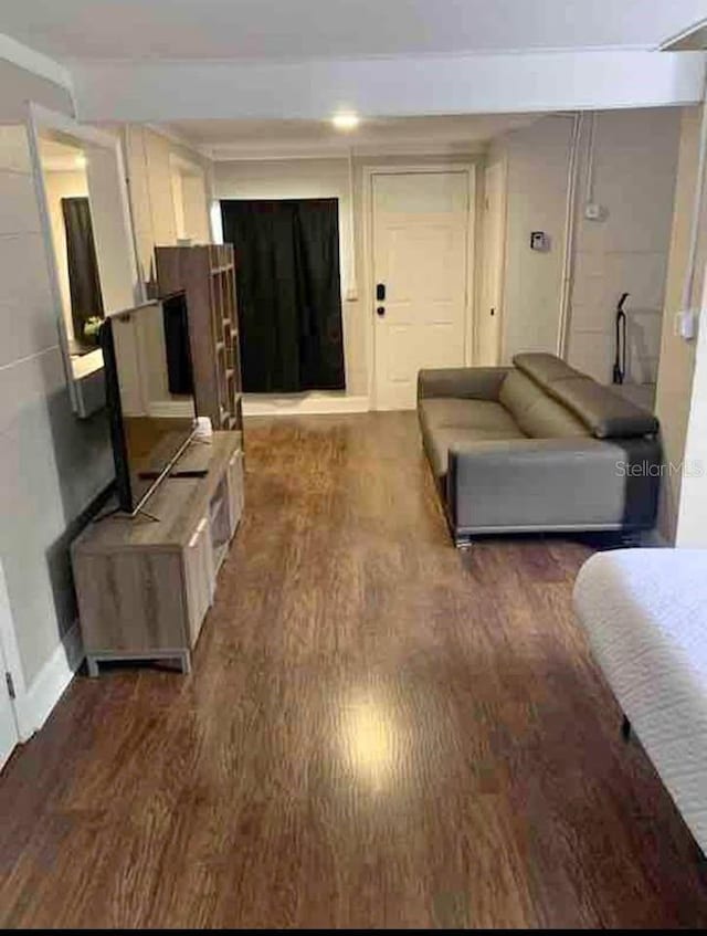 1515 E 31st Ave, Tampa, FL 33610 - living area featuring wood finished floors