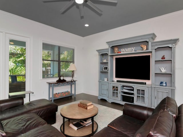 150 Chippewa Ave, Tampa, FL 33606 - living room with crown molding, recessed lighting, and a ceiling fan