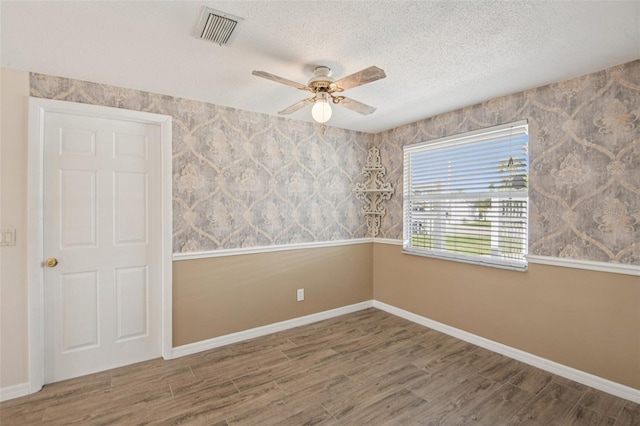6357 Spanish Main Dr, Apollo Beach, FL 33572 - photo 6