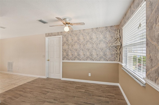 6357 Spanish Main Dr, Apollo Beach, FL 33572 - photo 7