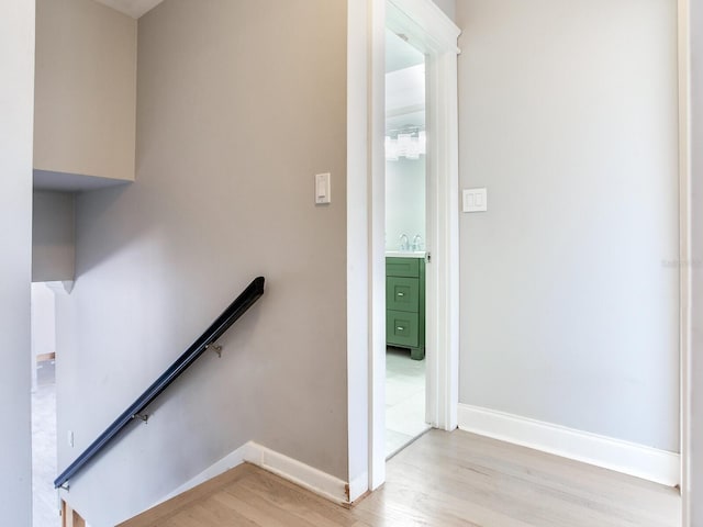 8722 Hickorywood Ln, Tampa, FL 33615 - photo 11
